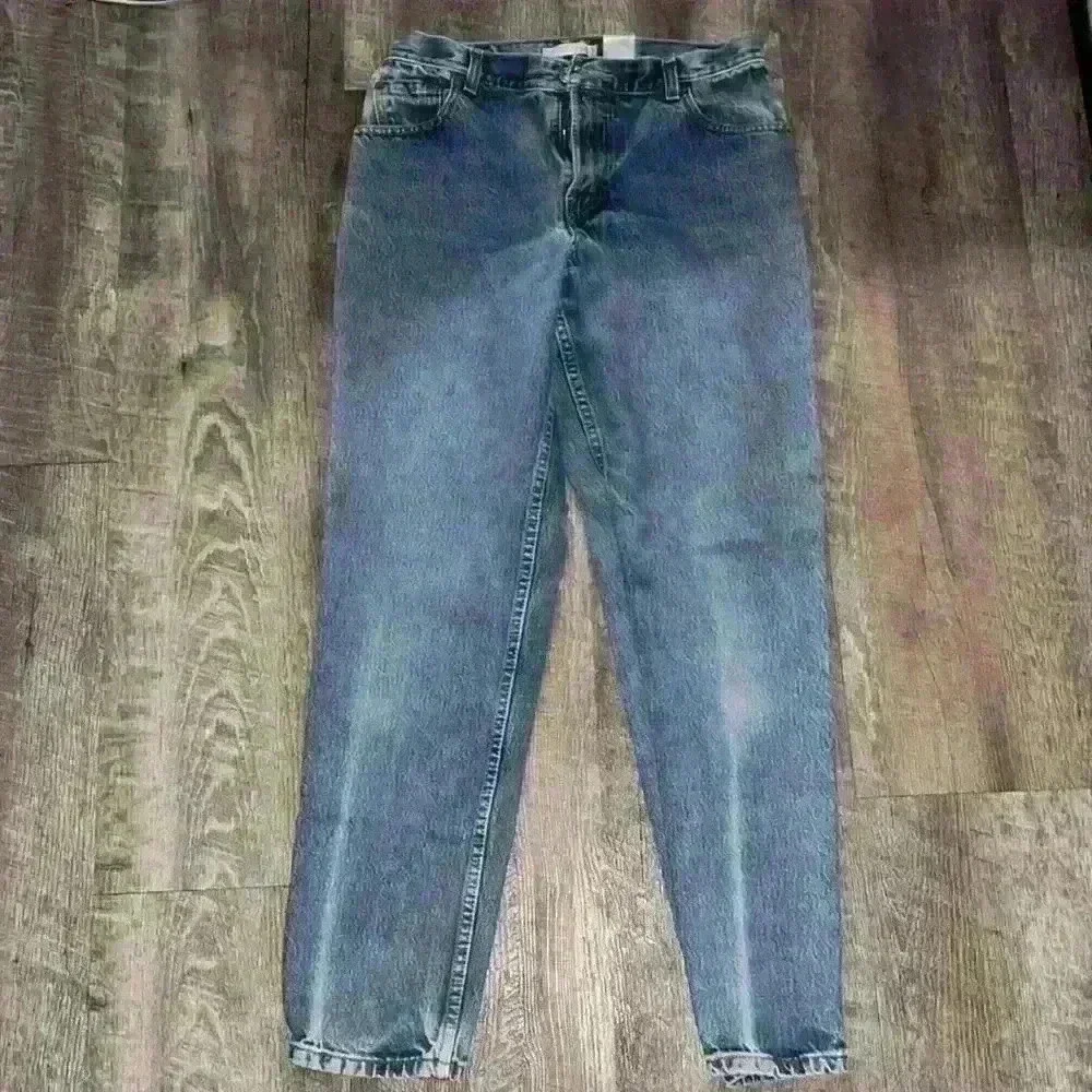 Vintage Levi 550